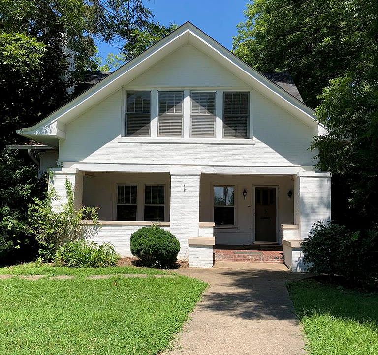 1st image of 301 N Mecklenburg Ave