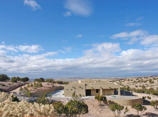 16 Dream Catcher Trl, Placitas, NM 87043