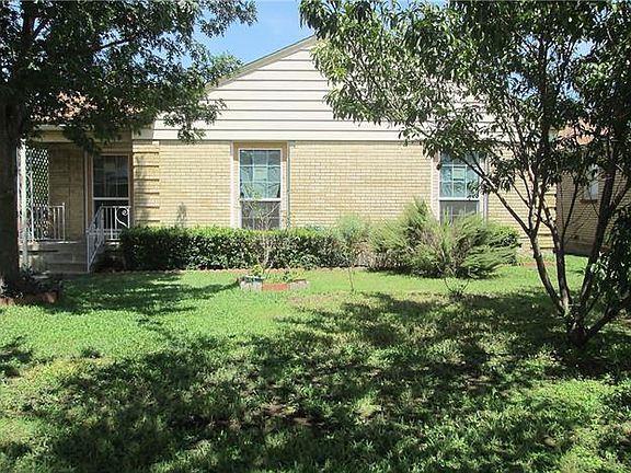 2nd image of 3327 Brooklyndell Ave