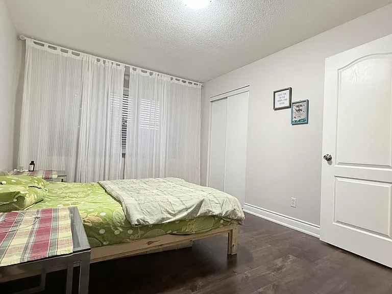 24 Junction Cres — Photo 11