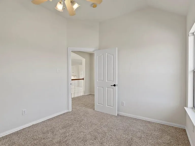 1313 Bradbury Dr — Photo 27
