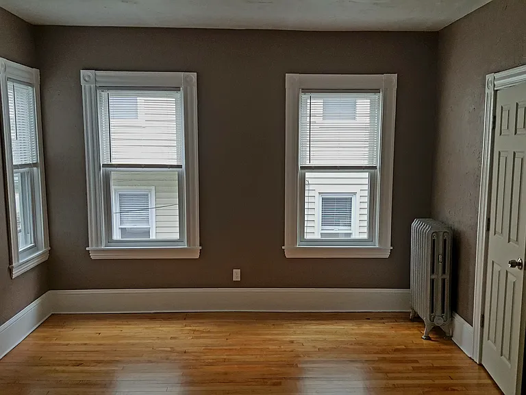18 Mechanic St — Photo 12