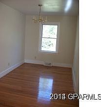 3rd image of 302 Lindell Dr