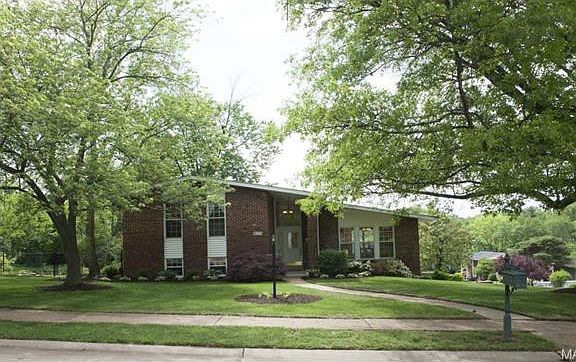 2nd image of 9001 Laurel Crest Dr
