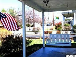 2nd image of 526 Meade Ave