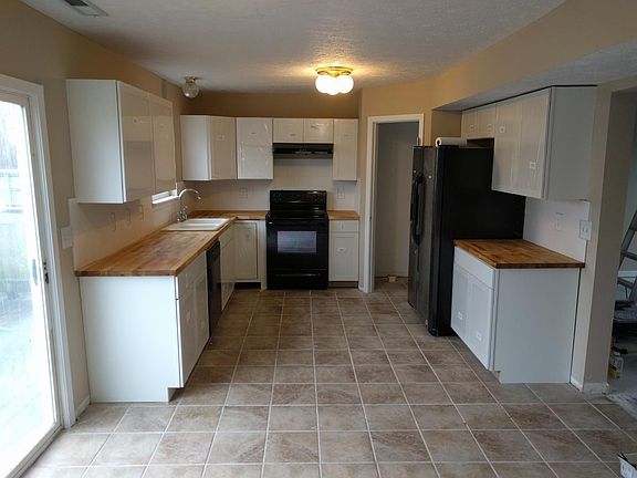 4th image of 17127 Shadoan Way