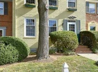 113 E St NE, Vienna, VA 22180