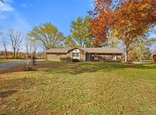 6598 Woodridge Dr, Avon, IN