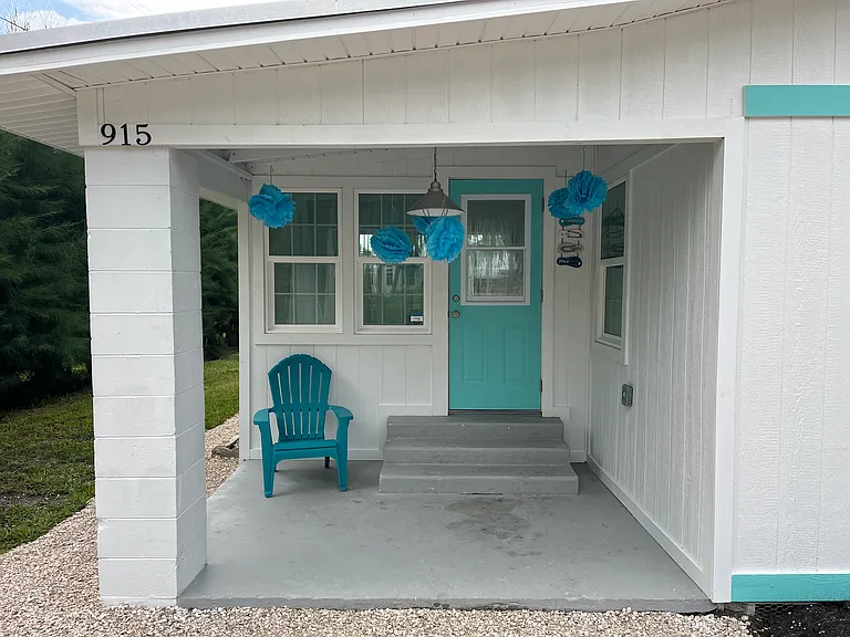 915 Main St — Photo 5