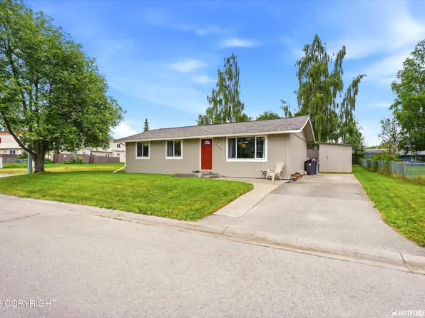 1736 Sanya Cir, Anchorage, AK 99508