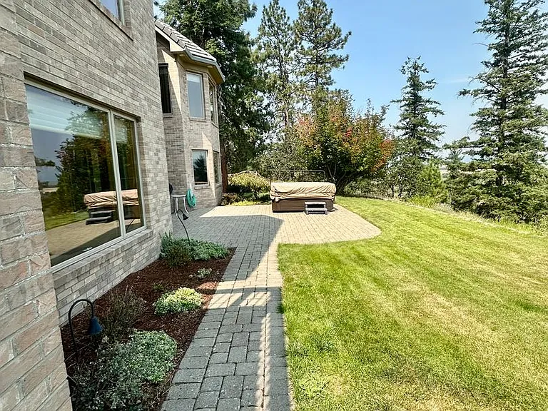 11707 Kestrel Rd — Photo 26