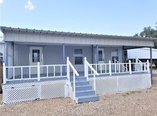 194 Holiday Rambler Dr, Whitney, TX 76692