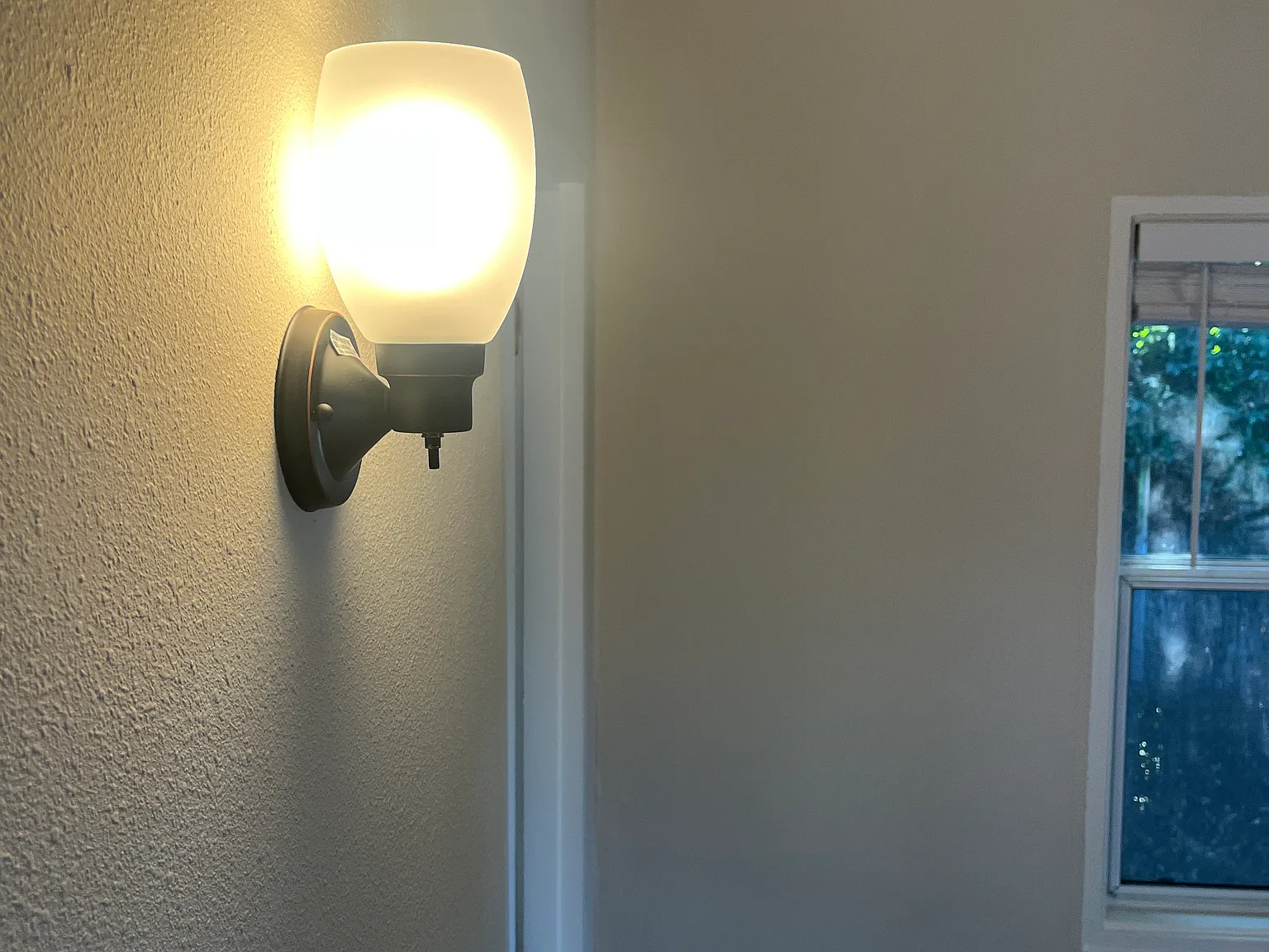 2 bed, 987 sqft, $3,975 — Photo 4