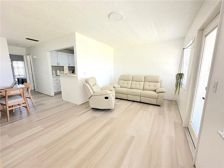 36 Vista Gardens Trl #204 — Photo 4