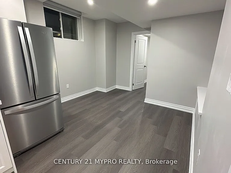 62 Willow St #BASEMENT — Photo 3