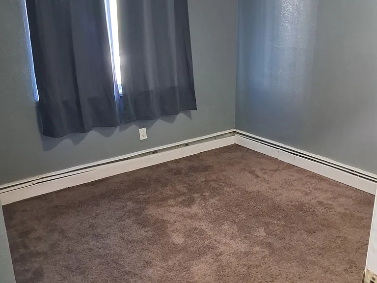 1425 N Yosemite St #2 — Photo 10