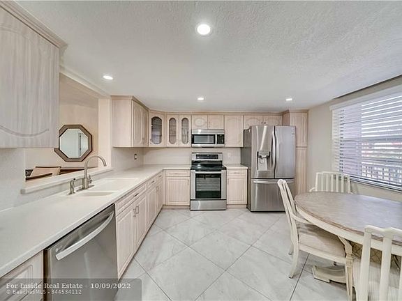 2nd image of 291 S Hollybrook Dr APT 308