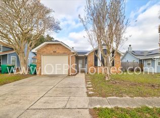 503 Woodland Park Cir, Mary Esther, FL 32569