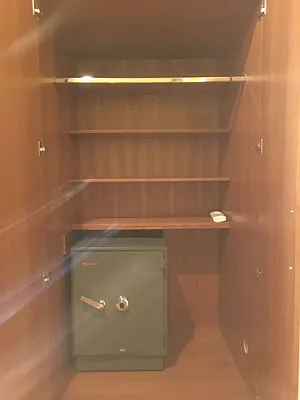 Rented by Warren T Real Estate Corp. | media 23