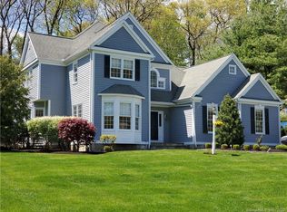 88 Meadow Rd W, Trumbull, CT 06611