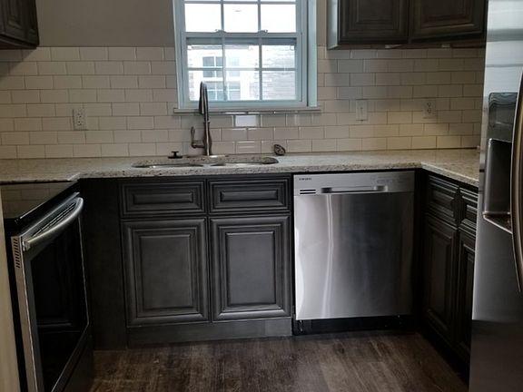 3rd image of 1400 Hampton Blvd APT 2K