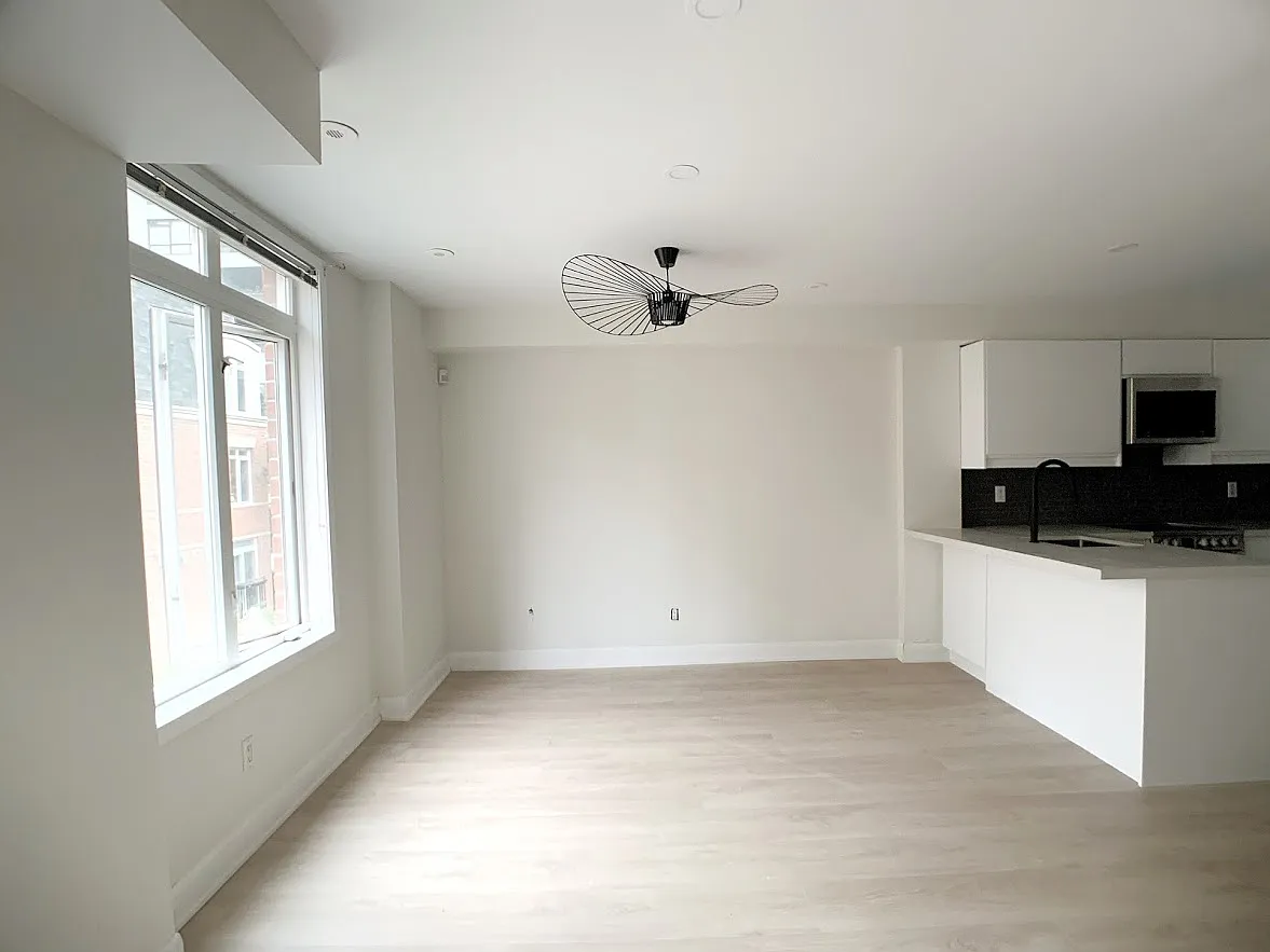 415 Jarvis St #307 photo 1