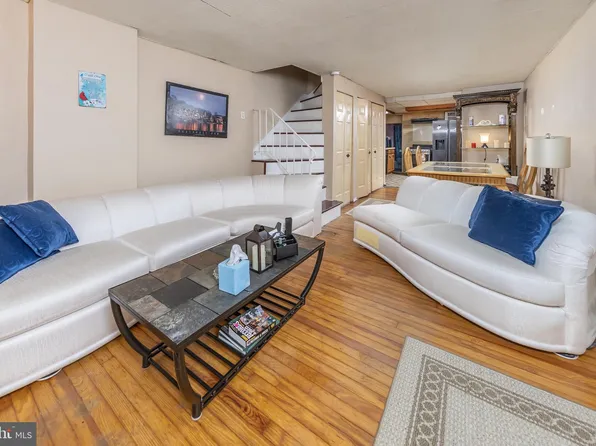 336 Bergen St, Gloucester City, NJ 08030