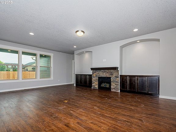 4th image of 14215 NE 108th St