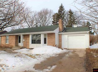 122 Swiss St, Mankato, MN 56001