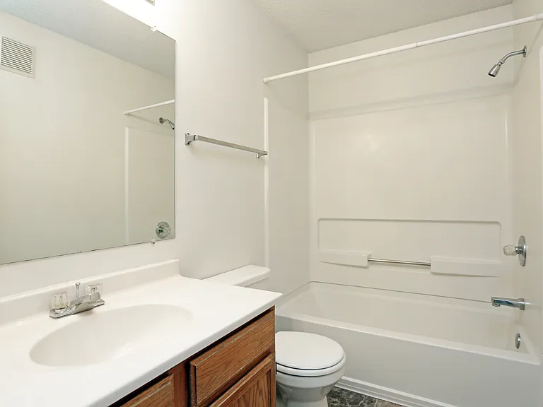 Westbrooke Apartments — Photo 19