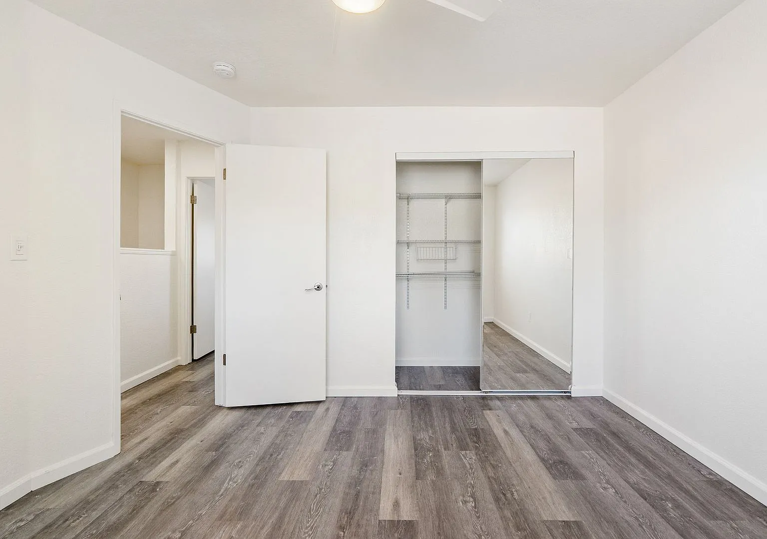 1717 Pine Street — Photo 3
