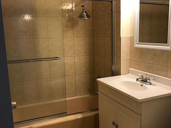 2nd image of 734 Dempster St #106