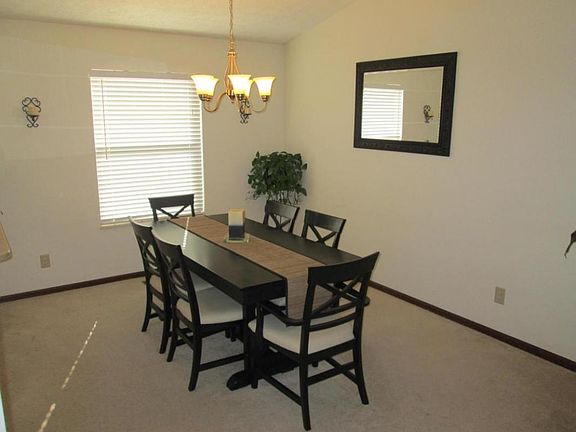 5th image of 1721 Willowpark Ct