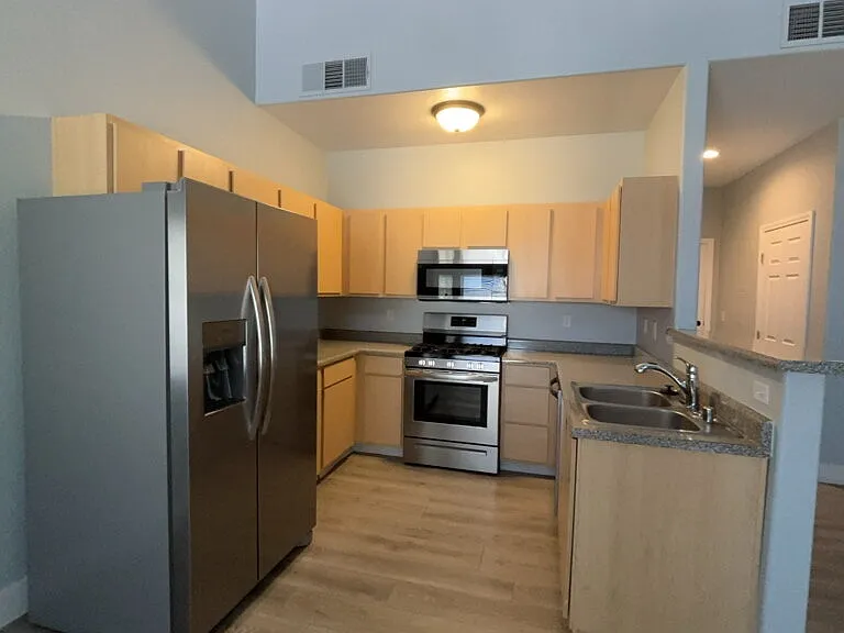 4915 E Russell Rd #133-14 — Photo 4