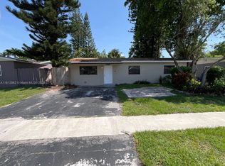 4968 SW 5th St, Margate, FL 33068