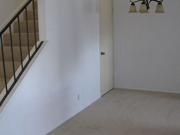 4th image of 8143 Loren Ln
