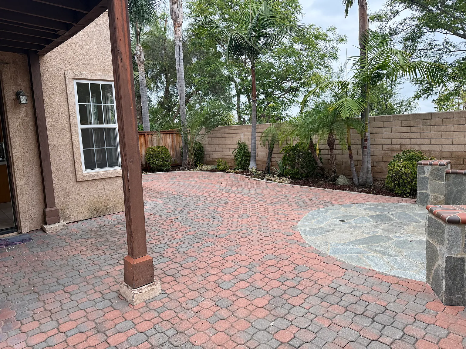 4 bed, 2.5 bath, 2664 sqft, $4,750 — Photo 4