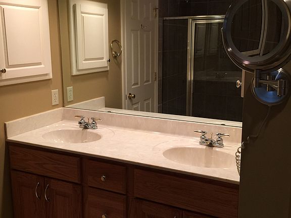2nd image of 2872 Laura Lynn Ln