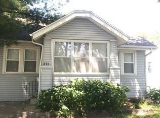 832 Home Park Blvd, Waterloo, IA 50701