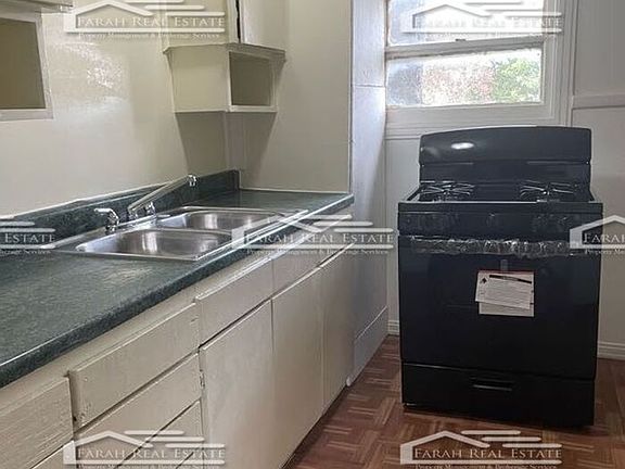 5th image of 2808 Vanhorn Ave