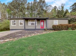 15 Habersham Cir NE, Cartersville, GA 30121