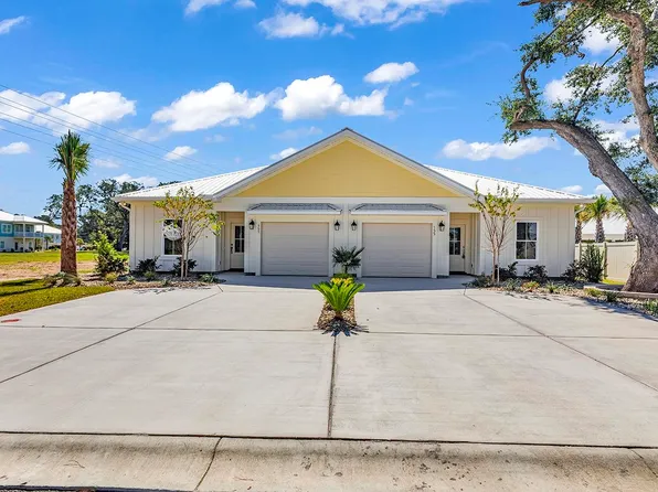 72 Hallandale Lane #Right, Murrells Inlet, SC 29576