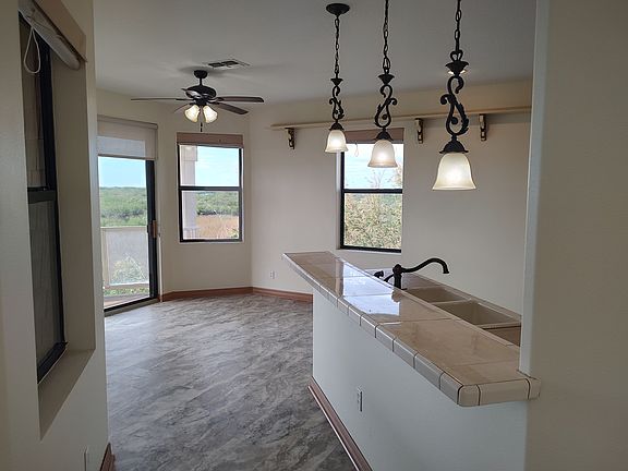 4th image of 6900 Southwind Dr