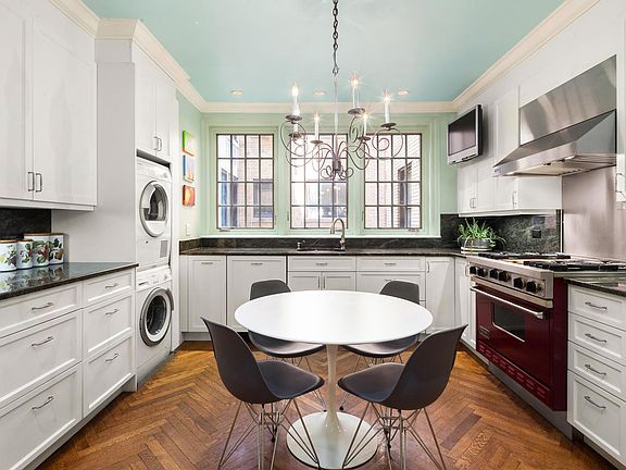 4th image of 455 E 57th St APT 12D
