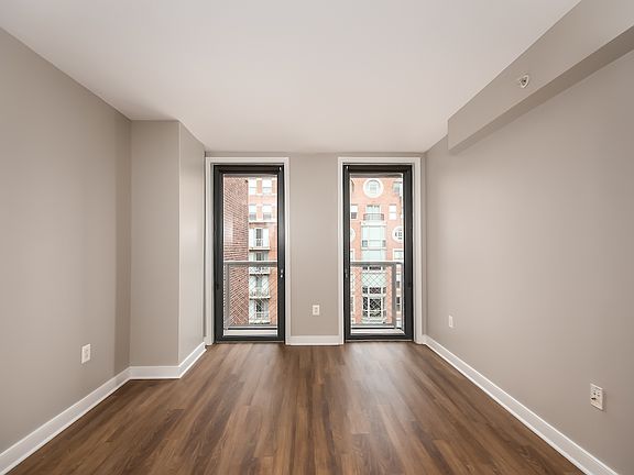 3rd image of 616 E St NW #810