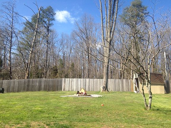 2nd image of 872 NE Main St
