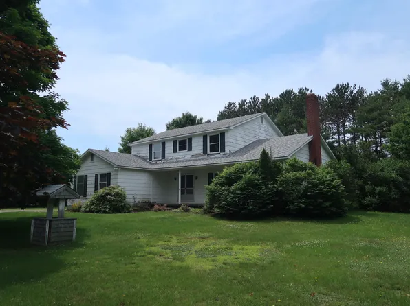 122 Malbons Mills Road, Skowhegan, ME 04976