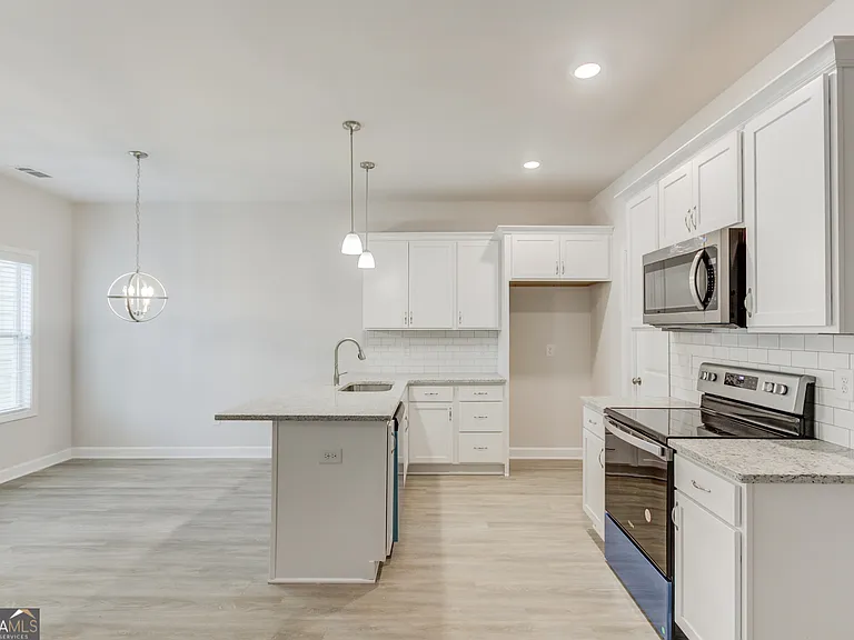6428 Pine Station Dr — Photo 11
