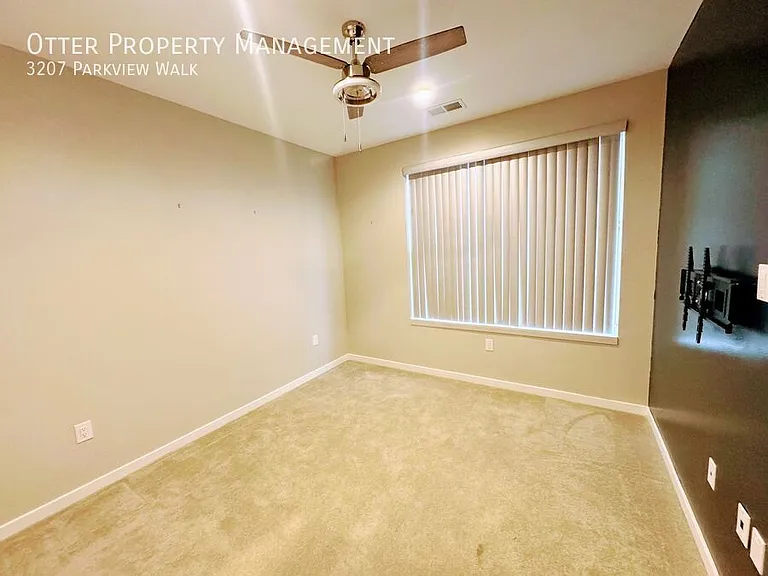 3207 Parkview Walk — Photo 40