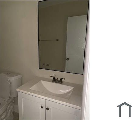 5th image of 201 NW 32nd Ct APT 203